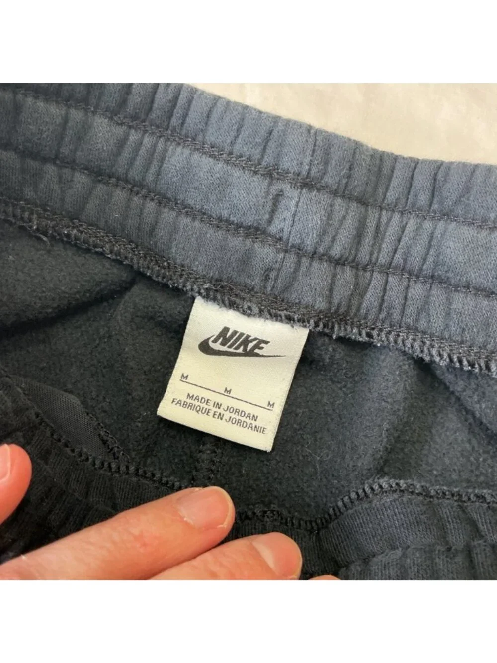 Nike Sportswear Club Fleece Black Sweatpants Youth Medium Cotton Blend Joggers